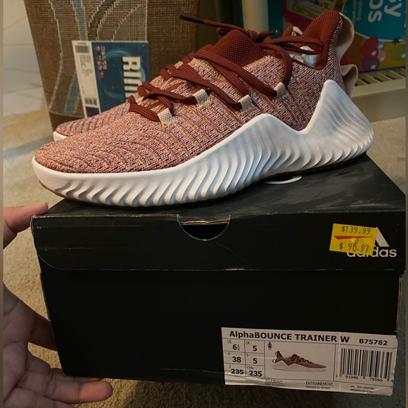 Adidas Alphabounce trainers size 6.5 - Picture 2 of 3